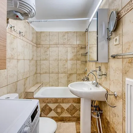 Quiet Lower-level By μρs Appartement Thessaloniki
